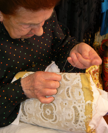 Italian Lace Making