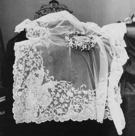 Example of Honiton lace